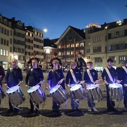 Auch wir waren am 31. Trummlebummle in Zürich dabei! 🙌

Gemeinsam mit den Tambouren der @jugendmusik_zurich11 sind wir...